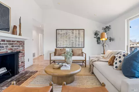 39 Lakeside Dr, Corte Madera, CA 94925 photo 8