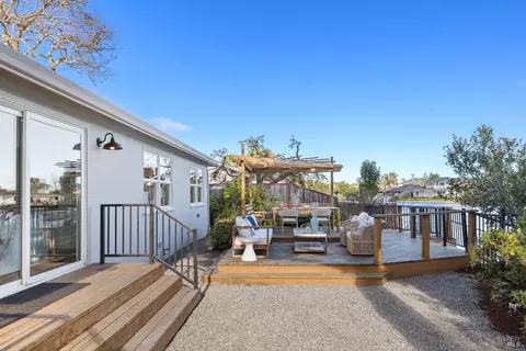 39 Lakeside Dr, Corte Madera, CA 94925 photo 17