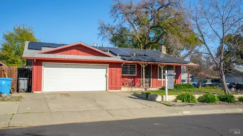 309 Adobe Dr, Vacaville, CA 95687