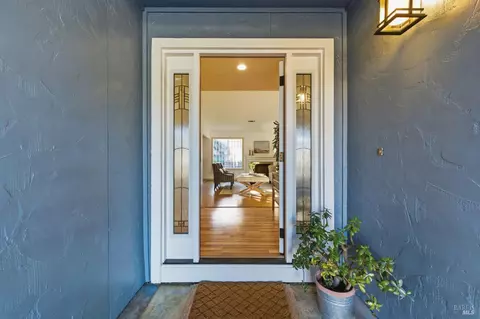 Entry Way - 200 Evelyn Cir, Vallejo, CA 94589 photo 1 of 6