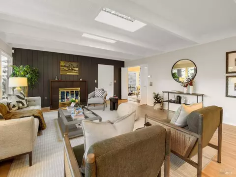 300 Hazel Ave, Mill Valley, CA 94941 photo 3