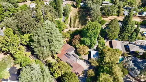 109 Glass Mountain Ln, Saint Helena, CA 94574