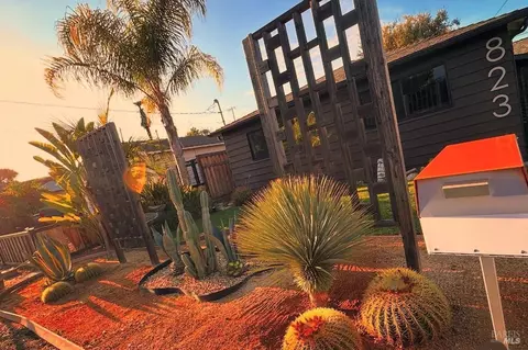 823 Shell Ave, Martinez, CA 94553