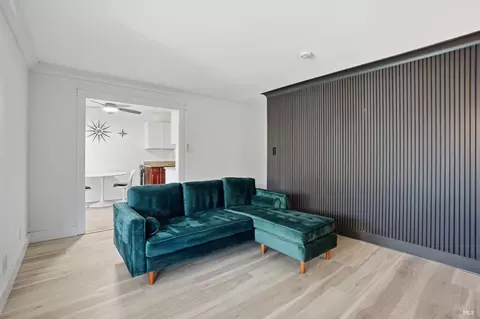 Living - 823 Shell Ave, Martinez, CA 94553 photo 2 of 2