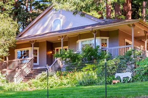 14375 Occidental Rd, Sebastopol, CA 95472