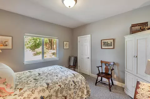 Bedroom - 14375 Occidental Rd, Sebastopol, CA 95472 photo 5 of 7