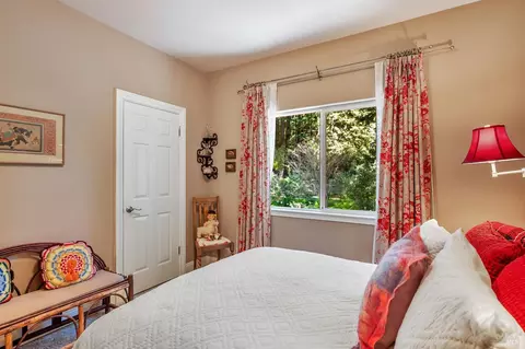 Bedroom - 14375 Occidental Rd, Sebastopol, CA 95472 photo 7 of 7