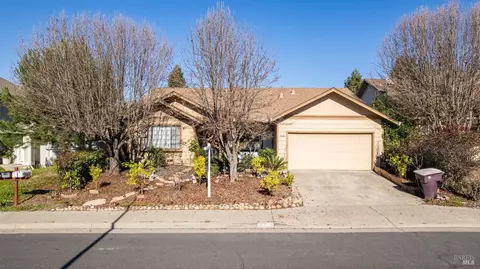 5440 Corbett Cir, Santa Rosa, CA 95403