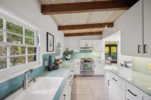 Kitchen - 23 Monte Cimas Ave, Mill Valley, CA 94941 photo 4 of 6