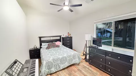 Bedroom - 265 Ahern Ln, Dixon, CA 95620 photo 2 of 2