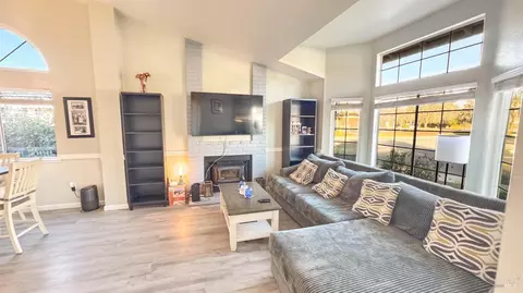 Living - 265 Ahern Ln, Dixon, CA 95620 photo 1 of 1