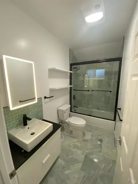Bath - 1906 Hoffman Blvd, Richmond, CA 94804 photo 8 of 12