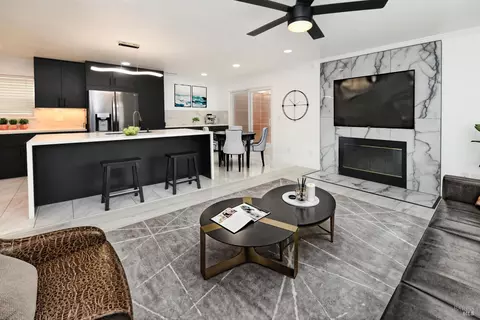 Living - 1906 Hoffman Blvd, Richmond, CA 94804 photo 3 of 9