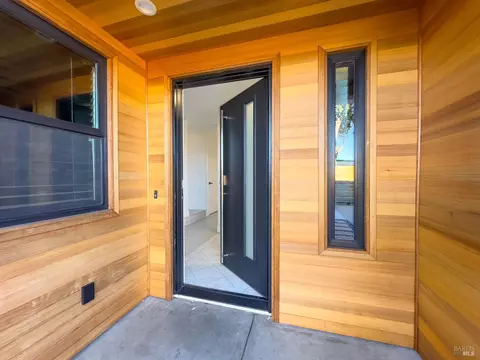 Entry Way - 1906 Hoffman Blvd, Richmond, CA 94804 photo 1 of 7