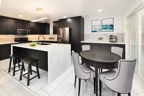 Kitchen - 1906 Hoffman Blvd, Richmond, CA 94804 photo 1 of 15