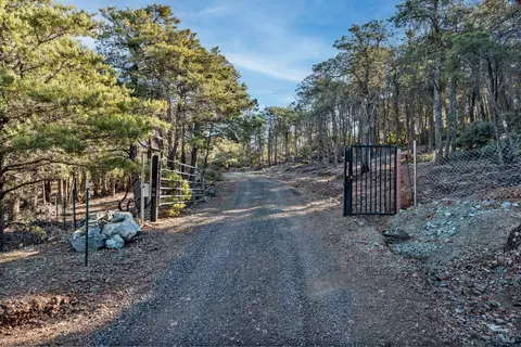 6775 County Road 110, Hopland, CA 95449