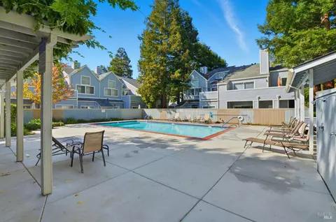 Exterior - 4632 Melody Dr #E, Concord, CA 94521 photo 4 of 4
