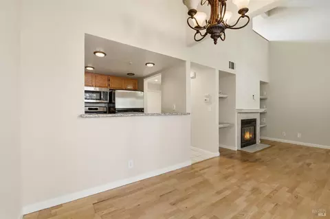 Living - 4632 Melody Dr #E, Concord, CA 94521 photo 2 of 4