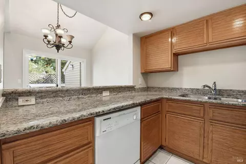 Kitchen - 4632 Melody Dr #E, Concord, CA 94521 photo 3 of 5