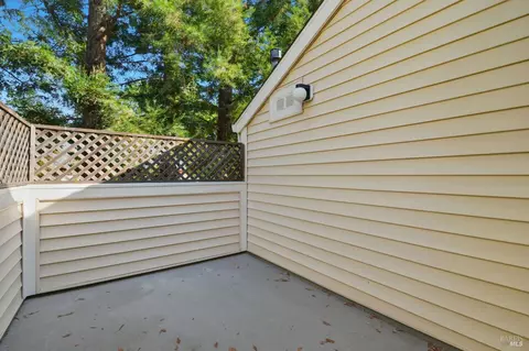 Exterior - 4632 Melody Dr #E, Concord, CA 94521 photo 2 of 4