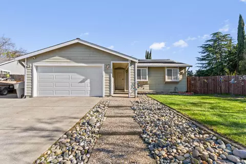 230 James Ct, Vacaville, CA 95687