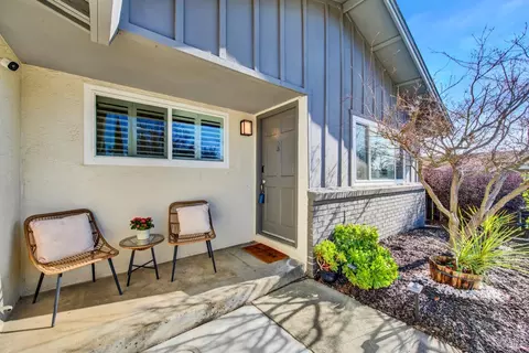 125 Andover Dr, Vacaville, CA 95687