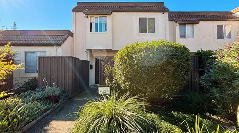 1749 Las Raposas Ct, Santa Rosa, CA 95409