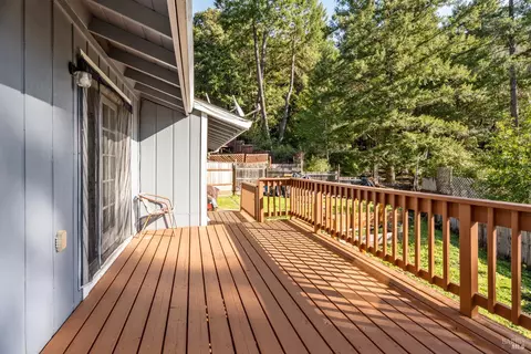 Exterior - 23929 Nutmeg Pl, Willits, CA 95490 photo 3 of 8