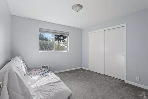 Bedroom - 23929 Nutmeg Pl, Willits, CA 95490 photo 1 of 3