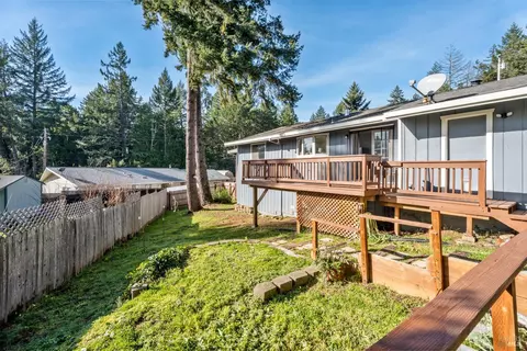 Exterior - 23929 Nutmeg Pl, Willits, CA 95490 photo 5 of 8