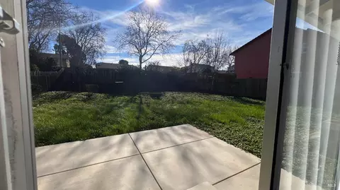 Exterior - 121 Notre Dame Ct, Vallejo, CA 94589 photo 2 of 2