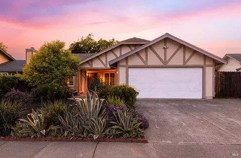 340 Kendrick Ln, Vacaville, CA 95687
