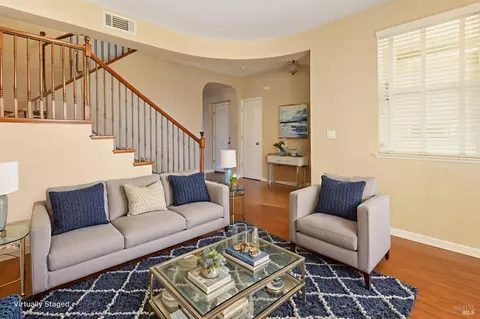 Living - 5018 Brown Ln, Fairfield, CA 94533 photo 4 of 9