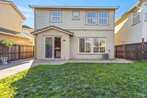 Exterior - 5018 Brown Ln, Fairfield, CA 94533 photo 6 of 6