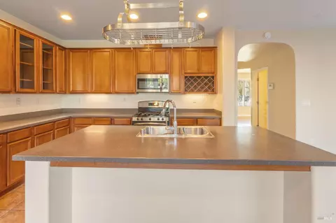 Kitchen - 5018 Brown Ln, Fairfield, CA 94533 photo 4 of 4