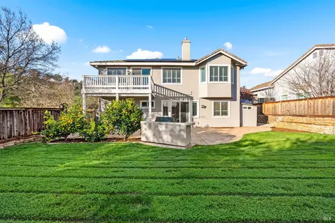 Exterior - 2837 Watson Ct, Fairfield, CA 94534 photo 7 of 20