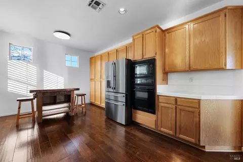 Kitchen - 2837 Watson Ct, Fairfield, CA 94534 photo 2 of 6