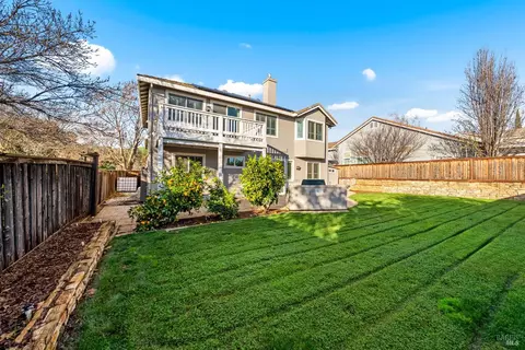 Exterior - 2837 Watson Ct, Fairfield, CA 94534 photo 5 of 20