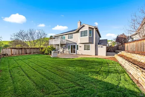 Exterior - 2837 Watson Ct, Fairfield, CA 94534 photo 8 of 20