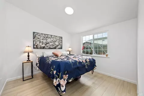 Bedroom - 240 Rinaldo Dr, Vallejo, CA 94589 photo 2 of 2