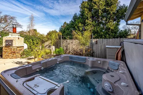 Exterior - 2164 Patton Ave, Napa, CA 94559 photo 7 of 10