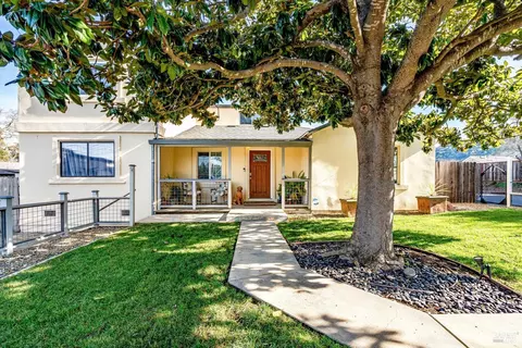 2164 Patton Ave, Napa, CA 94559