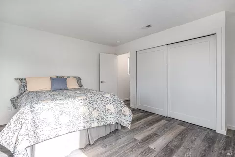 Bedroom - 2164 Patton Ave, Napa, CA 94559 photo 4 of 5