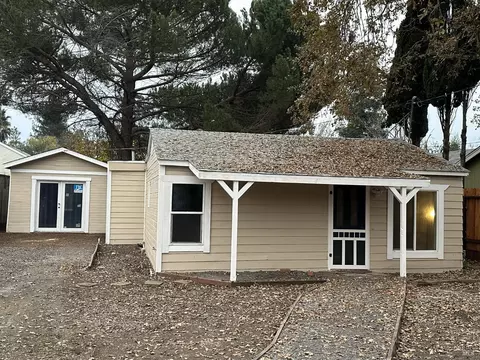 1230 Jennings Ave, Santa Rosa, CA 95401