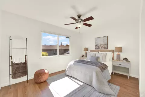 Bedroom - 216 Manhattan St, Vallejo, CA 94591 photo 4 of 5
