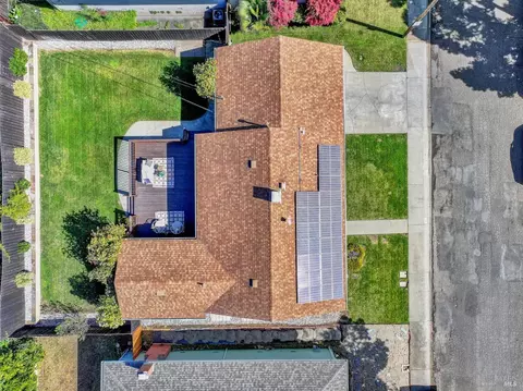 View/Area - 216 Manhattan St, Vallejo, CA 94591 photo 4 of 4