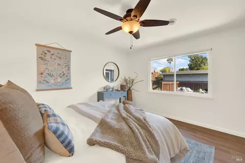 Bedroom - 216 Manhattan St, Vallejo, CA 94591 photo 3 of 5