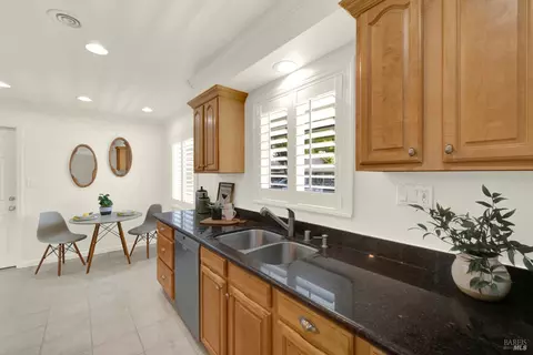 Kitchen - 216 Manhattan St, Vallejo, CA 94591 photo 8 of 8