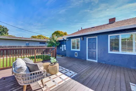 Exterior - 216 Manhattan St, Vallejo, CA 94591 photo 7 of 19