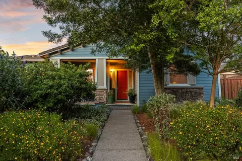 Exterior - 8596 Starr Rd, Windsor, CA 95492 photo 18 of 20